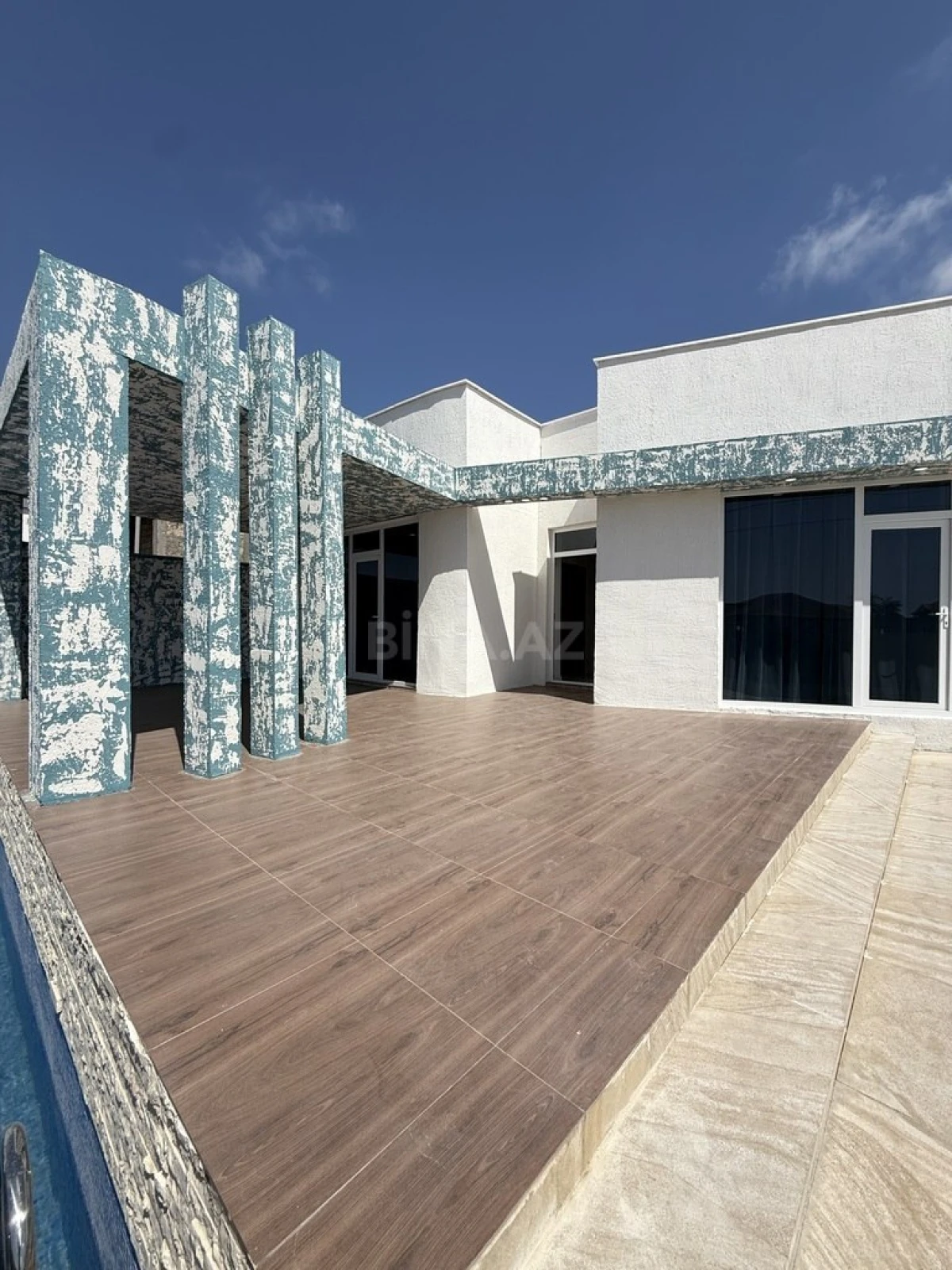 Satılır 4 otaqlı həyət evi 140 m²