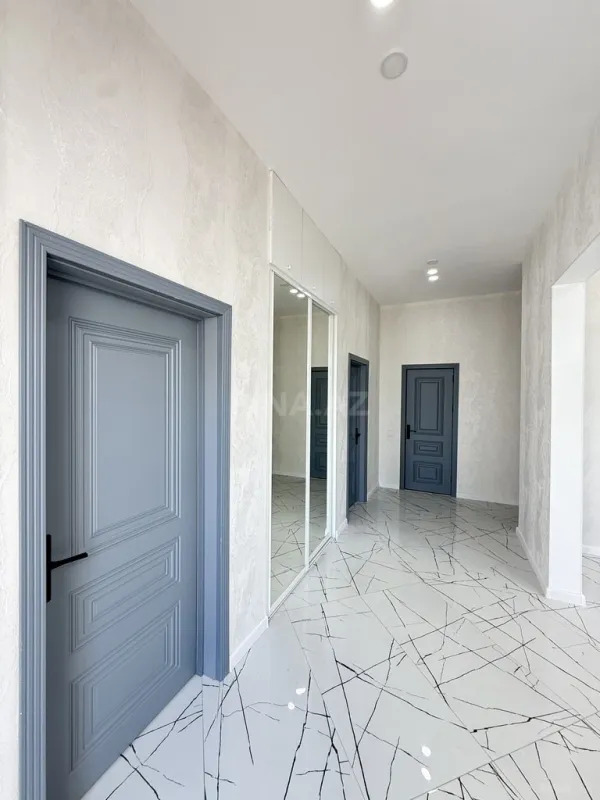 Satılır 4 otaqlı həyət evi 140 m²