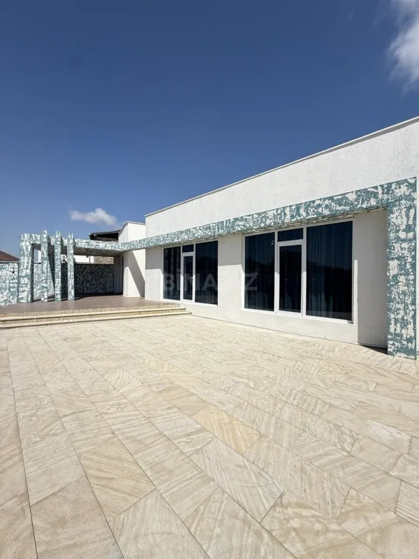 Satılır 4 otaqlı həyət evi 140 m²