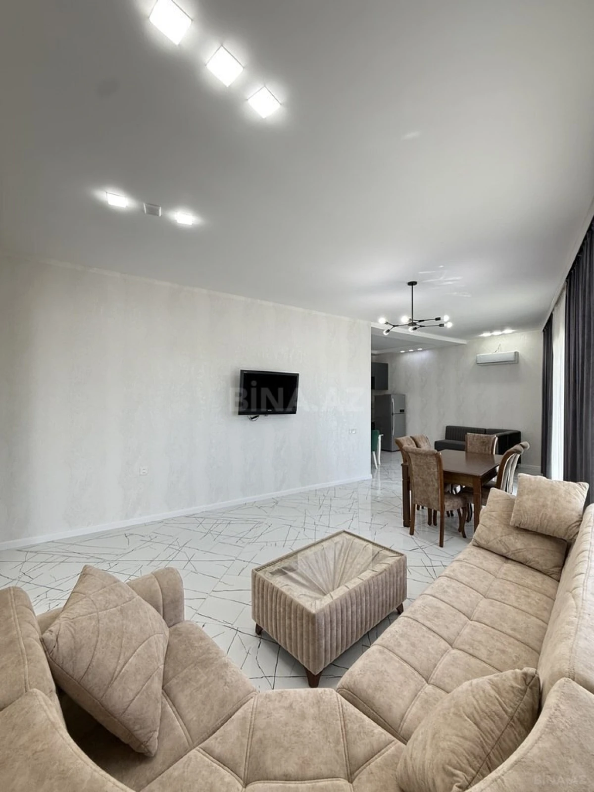 Satılır 4 otaqlı həyət evi 140 m²