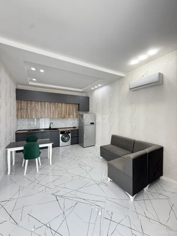 Satılır 4 otaqlı həyət evi 140 m²