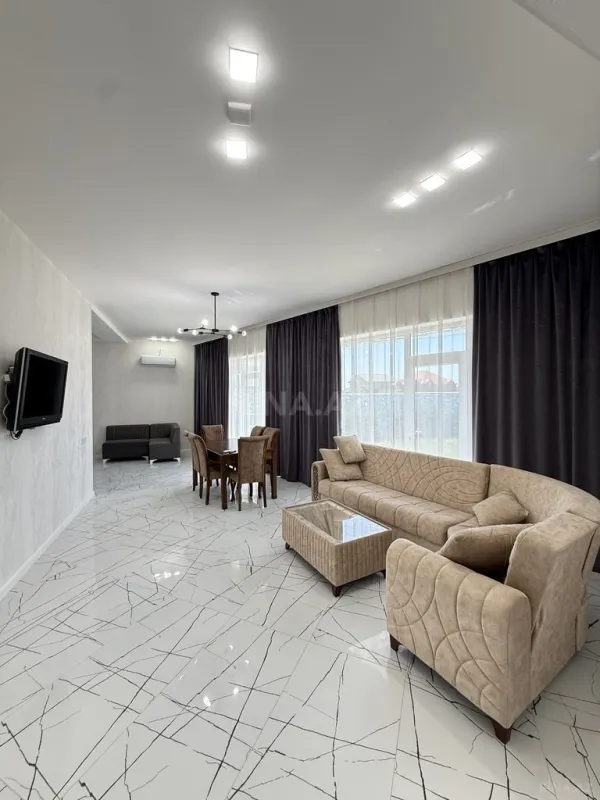 Satılır 4 otaqlı həyət evi 140 m²