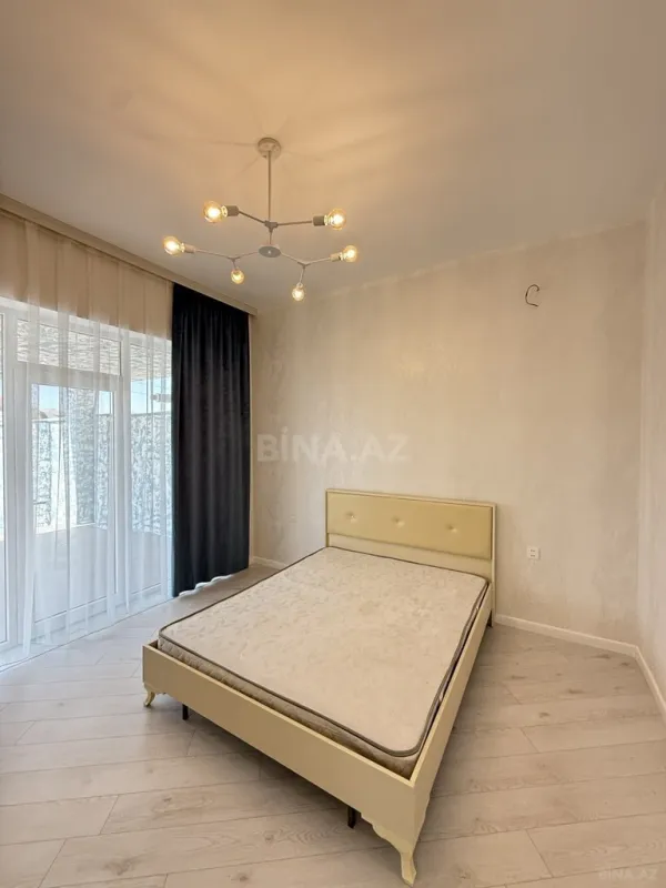 Satılır 4 otaqlı həyət evi 140 m²