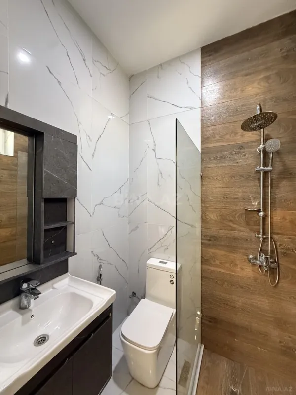 Satılır 4 otaqlı həyət evi 140 m²