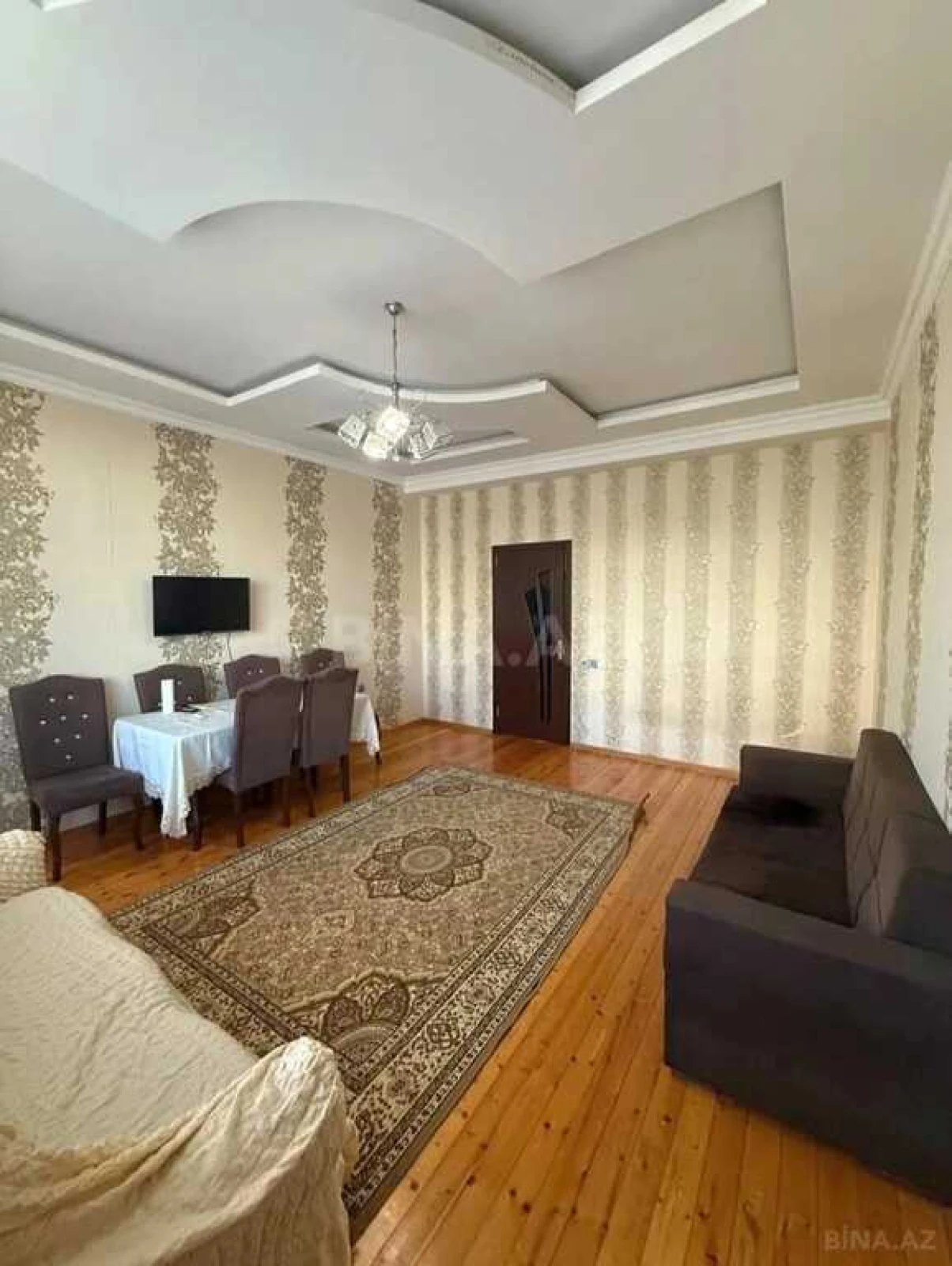 Satılır 2 otaqlı mənzil 95 m²