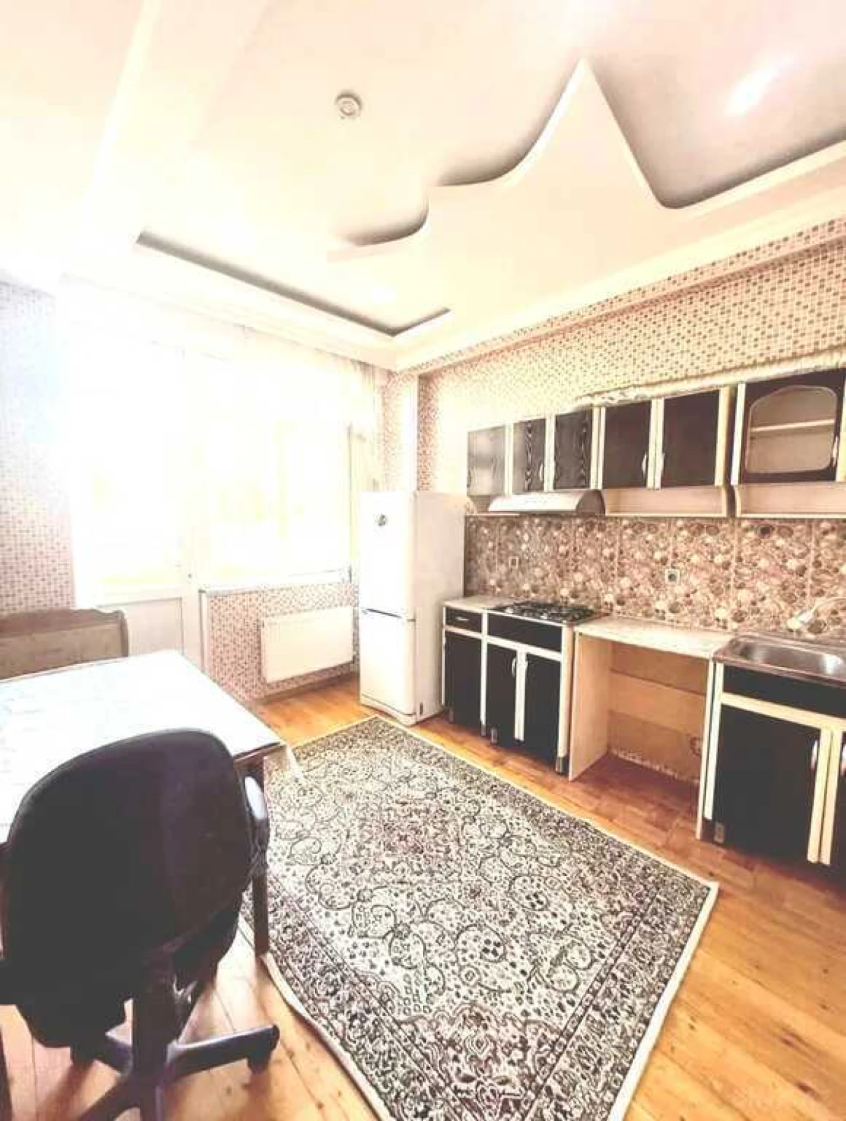 Satılır 2 otaqlı mənzil 95 m²