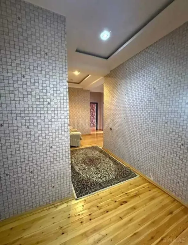 Satılır 2 otaqlı mənzil 95 m²