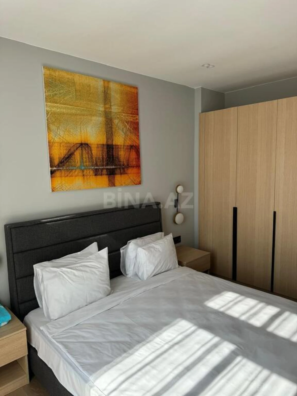 Kirayə verilir 3 otaqlı mənzil 132 m²