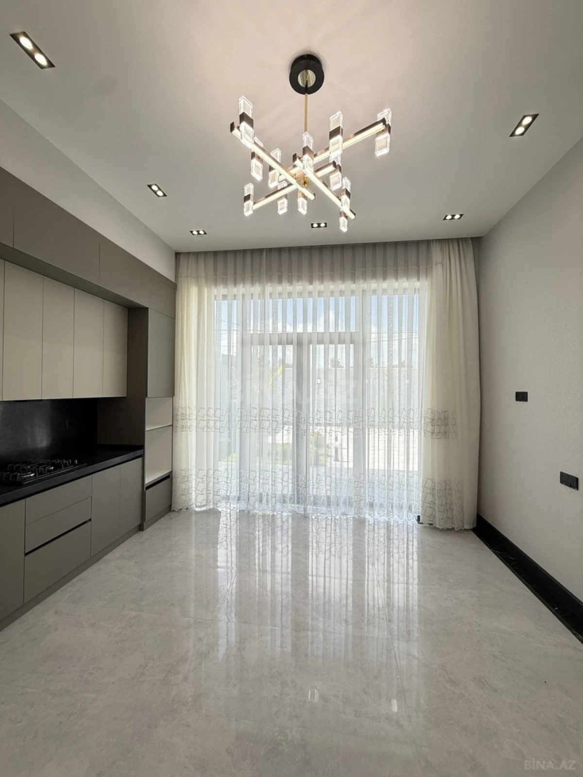 Satılır 4 otaqlı həyət evi 155 m²