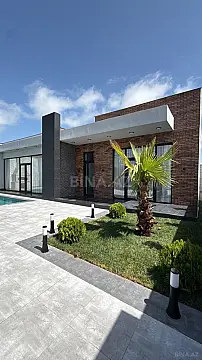 Satılır 4 otaqlı həyət evi 155 m²