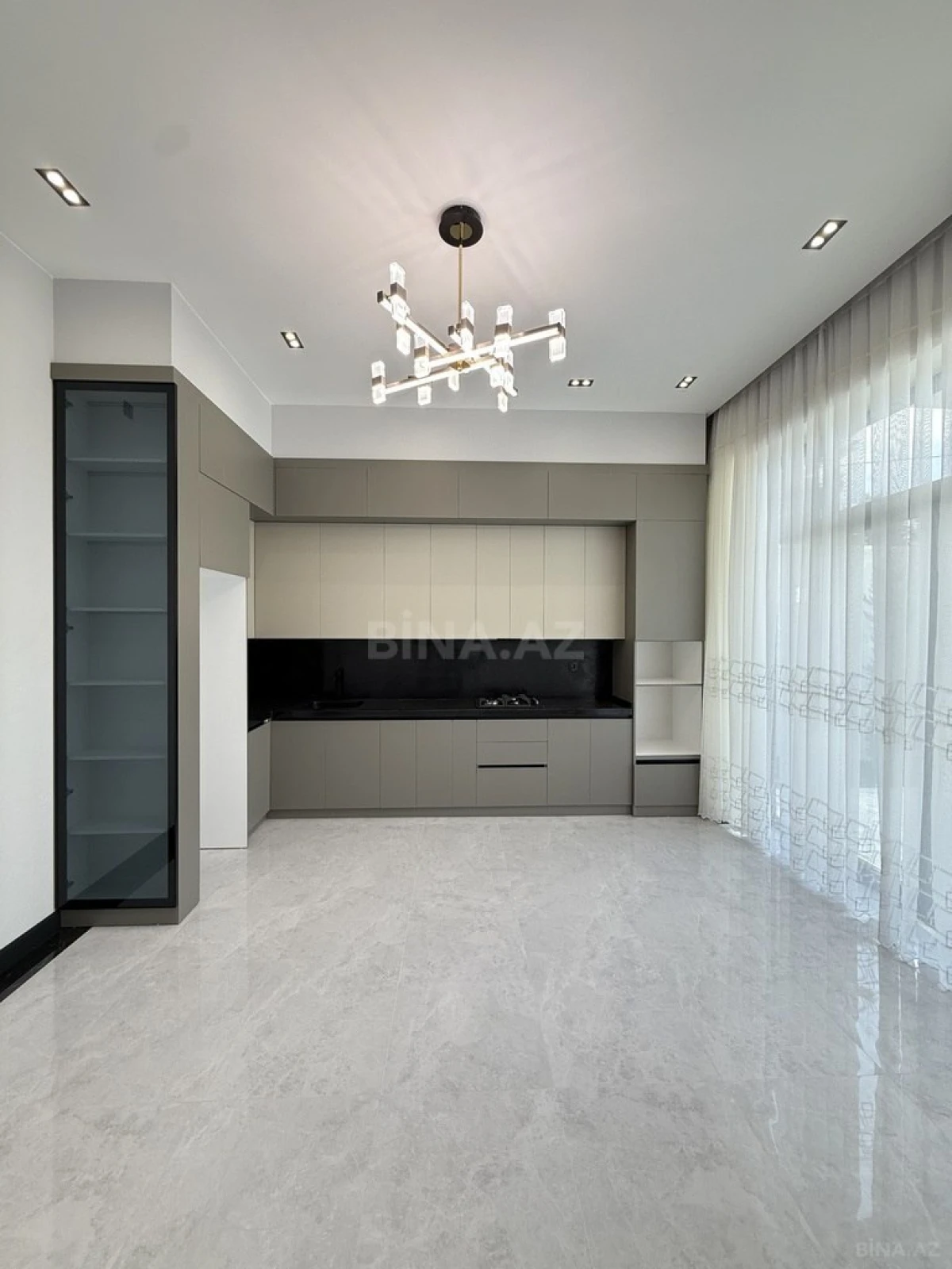 Satılır 4 otaqlı həyət evi 155 m²