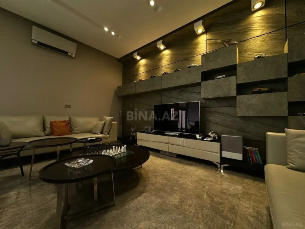 Kirayə verilir 4 otaqlı həyət evi 400 m²