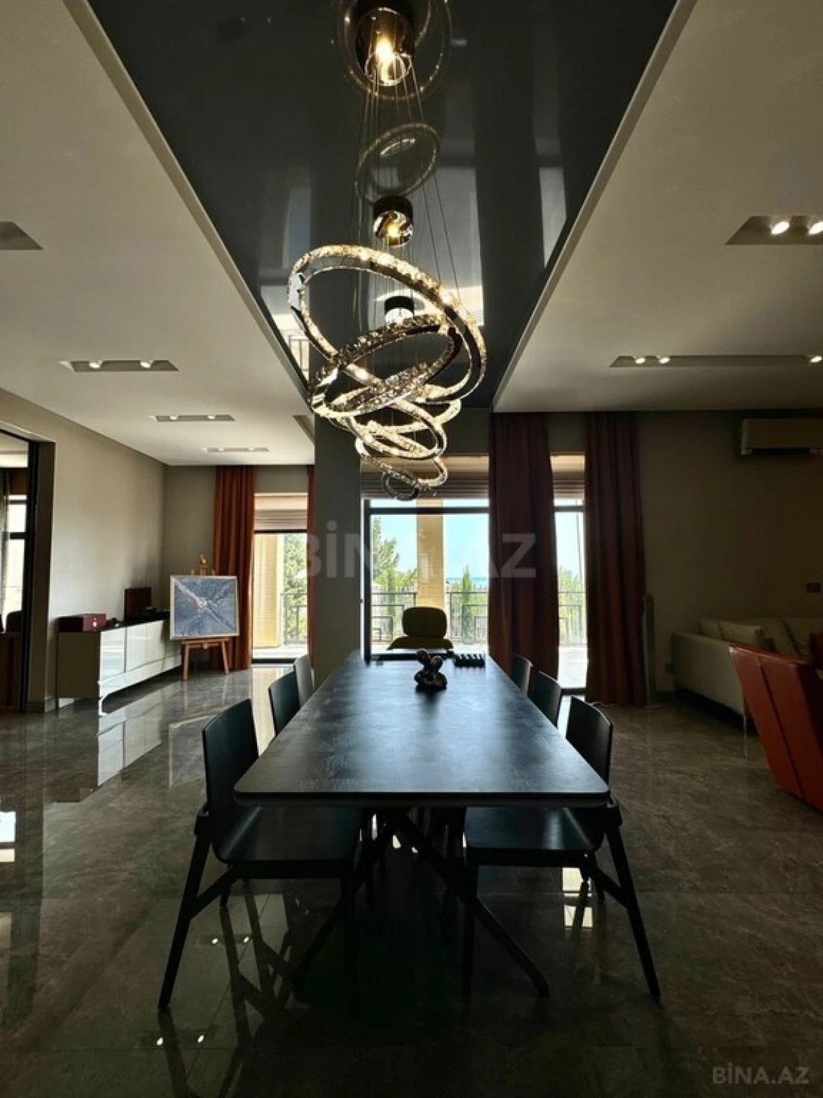 Kirayə verilir 4 otaqlı həyət evi 400 m²