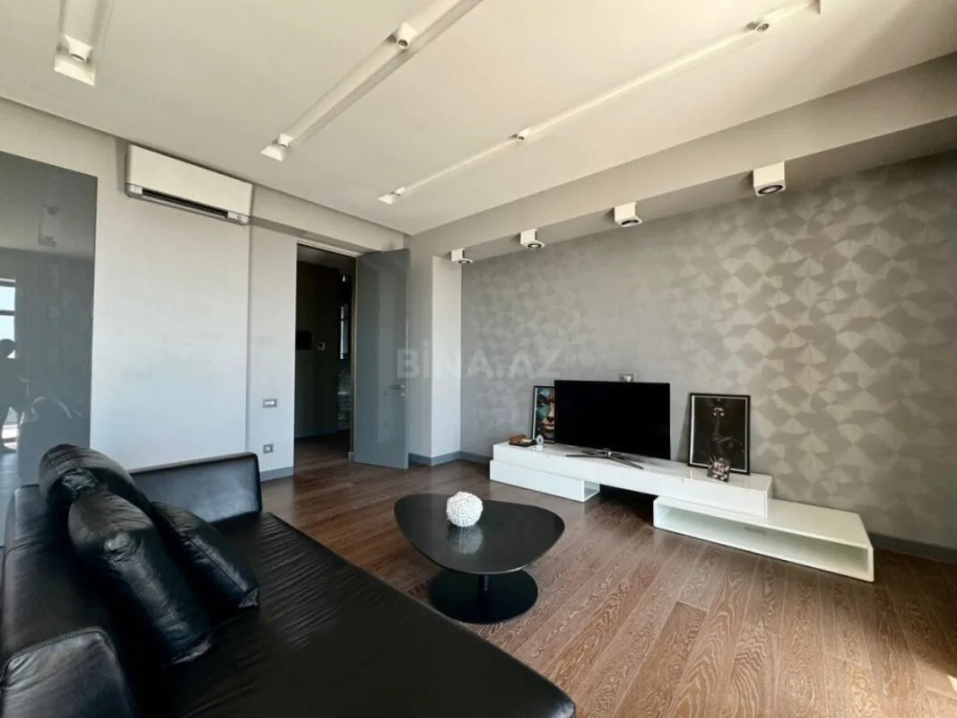 Kirayə verilir 4 otaqlı həyət evi 400 m²