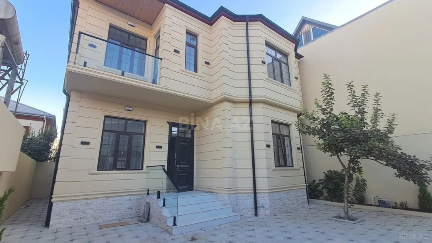 Satılır 5 otaqlı həyət evi 180 m²