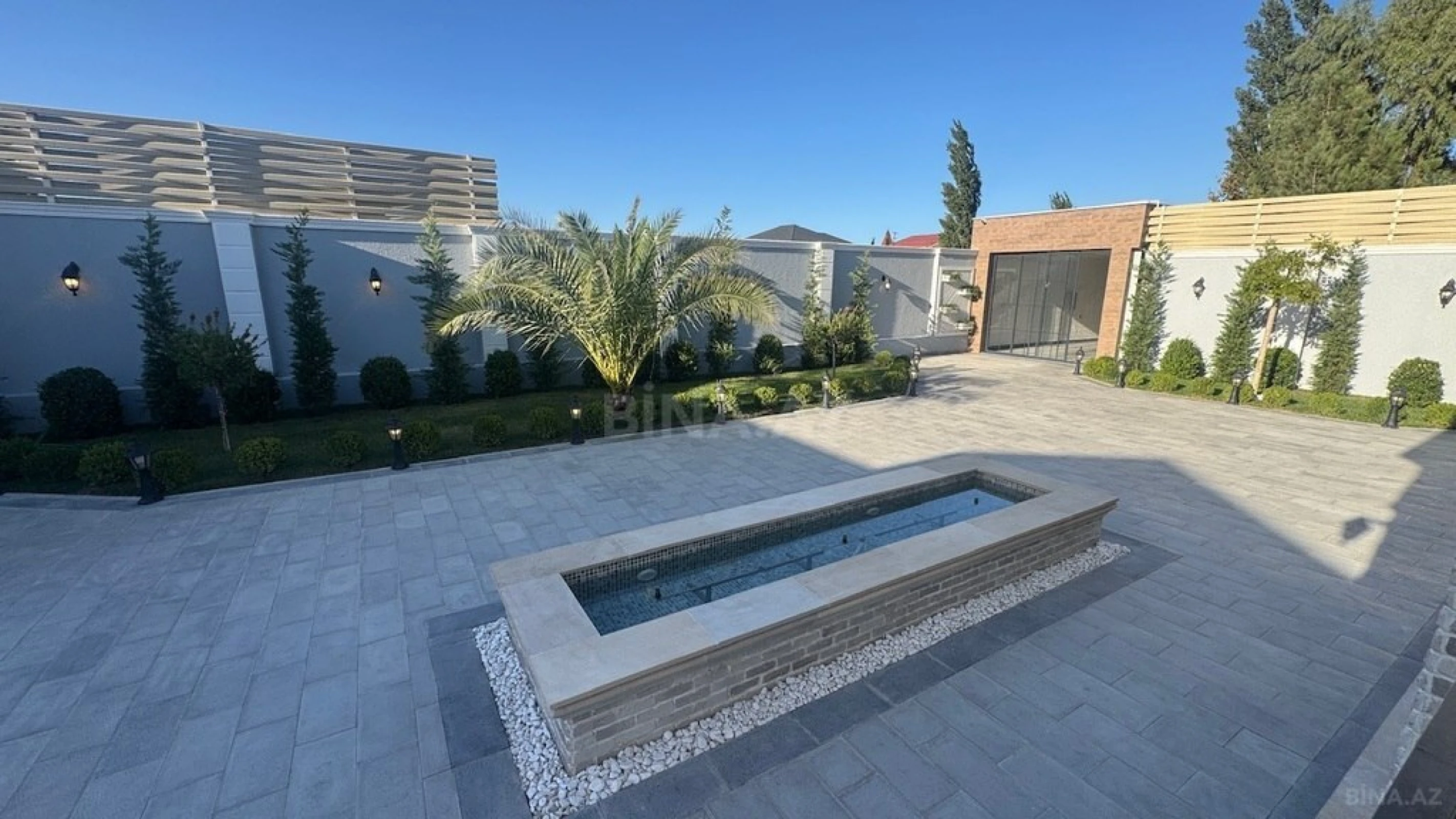 Satılır 6 otaqlı həyət evi 420 m²