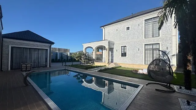 Satılır 6 otaqlı həyət evi 420 m²