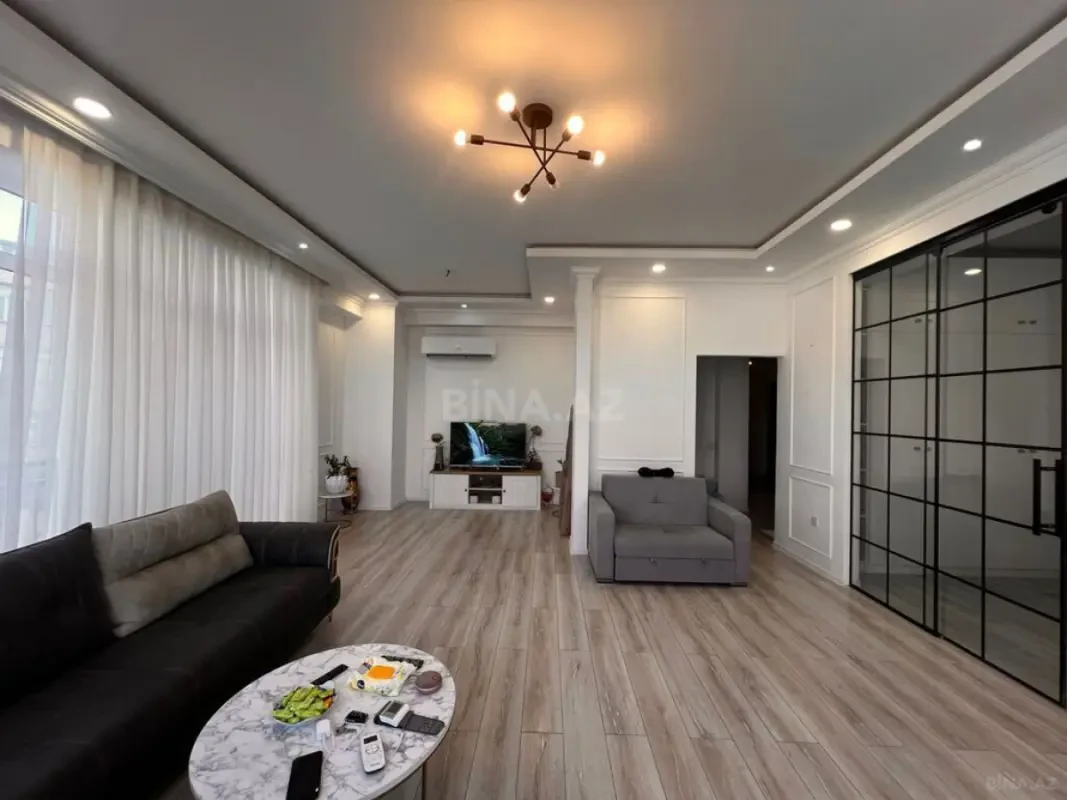 Satılır 3 otaqlı mənzil 95 m²