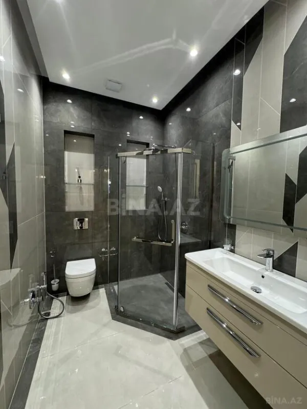 Satılır 4 otaqlı həyət evi 290 m²