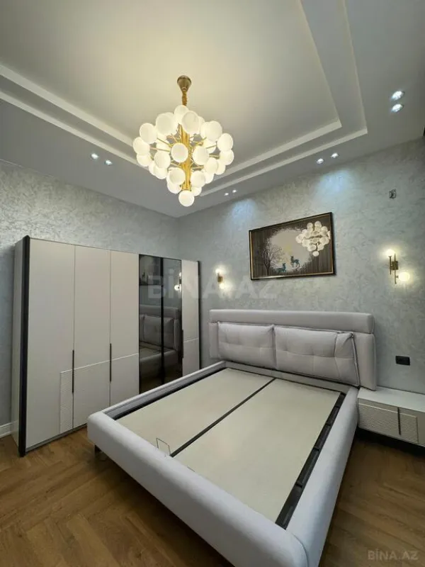 Satılır 4 otaqlı həyət evi 290 m²