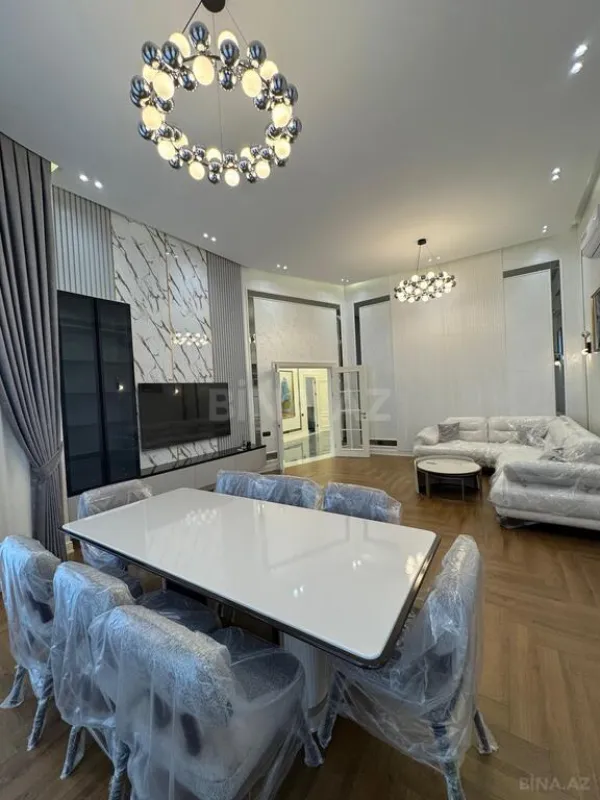 Satılır 4 otaqlı həyət evi 290 m²