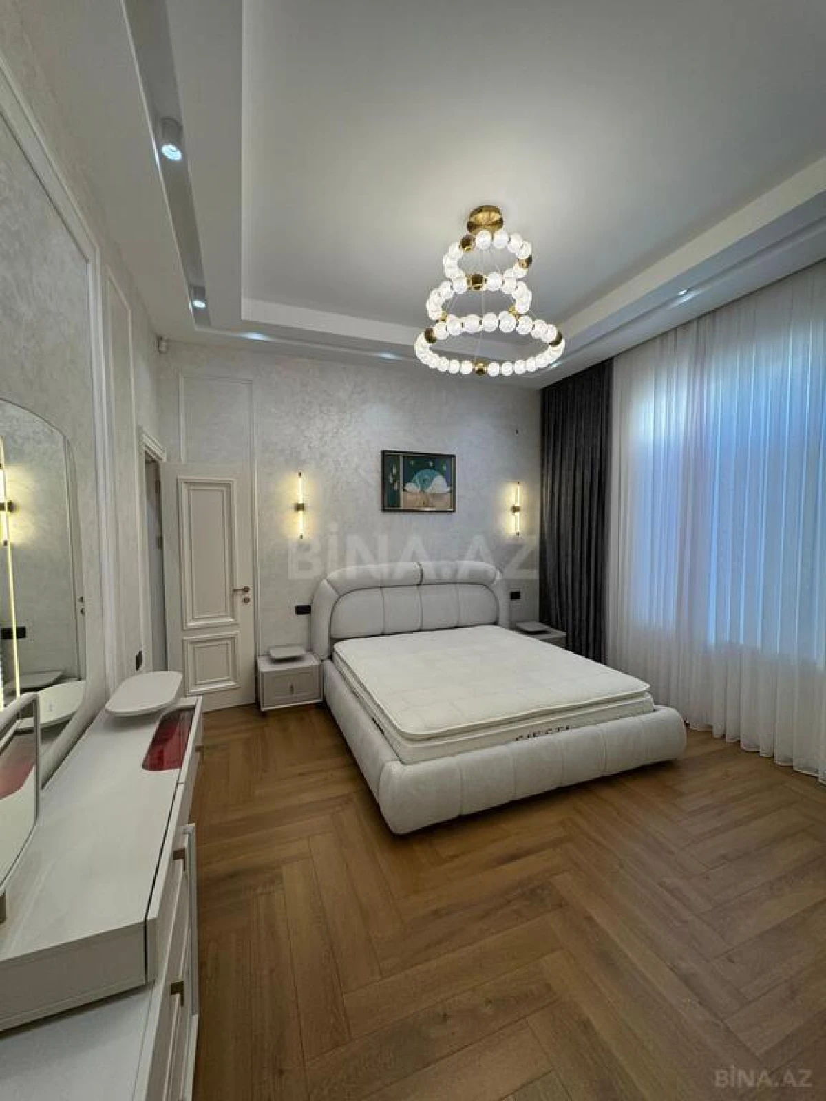 Satılır 4 otaqlı həyət evi 290 m²