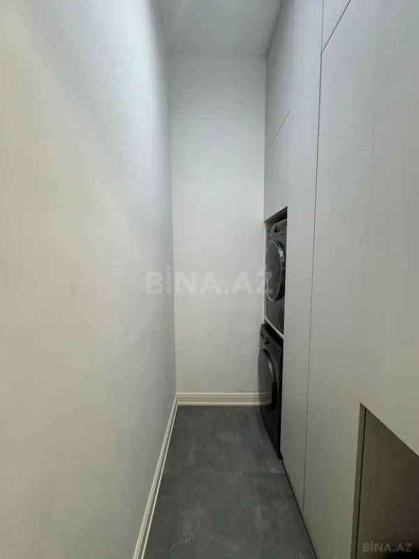 Satılır 4 otaqlı həyət evi 290 m²