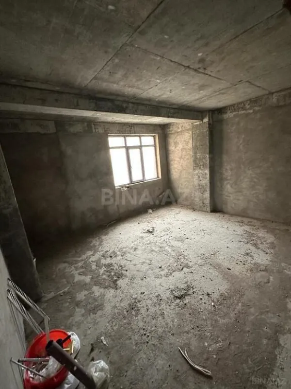 Satılır 3 otaqlı mənzil 112 m²