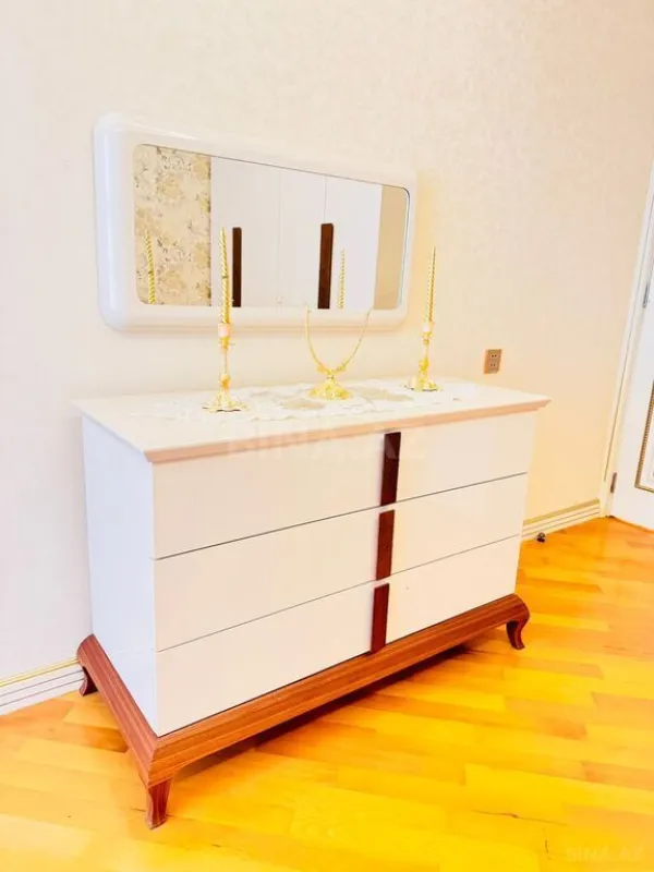 Kirayə verilir 3 otaqlı mənzil 100 m²