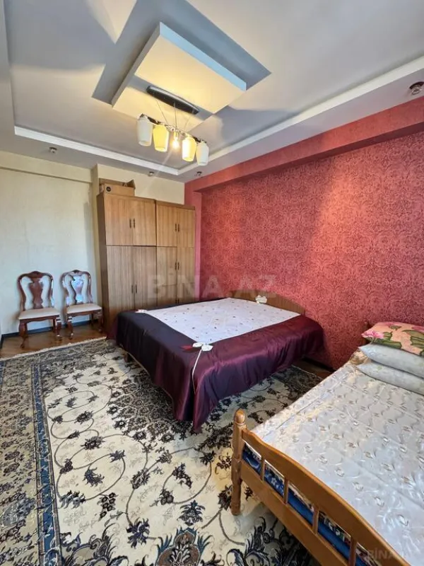 Kirayə verilir 2 otaqlı mənzil 65 m²