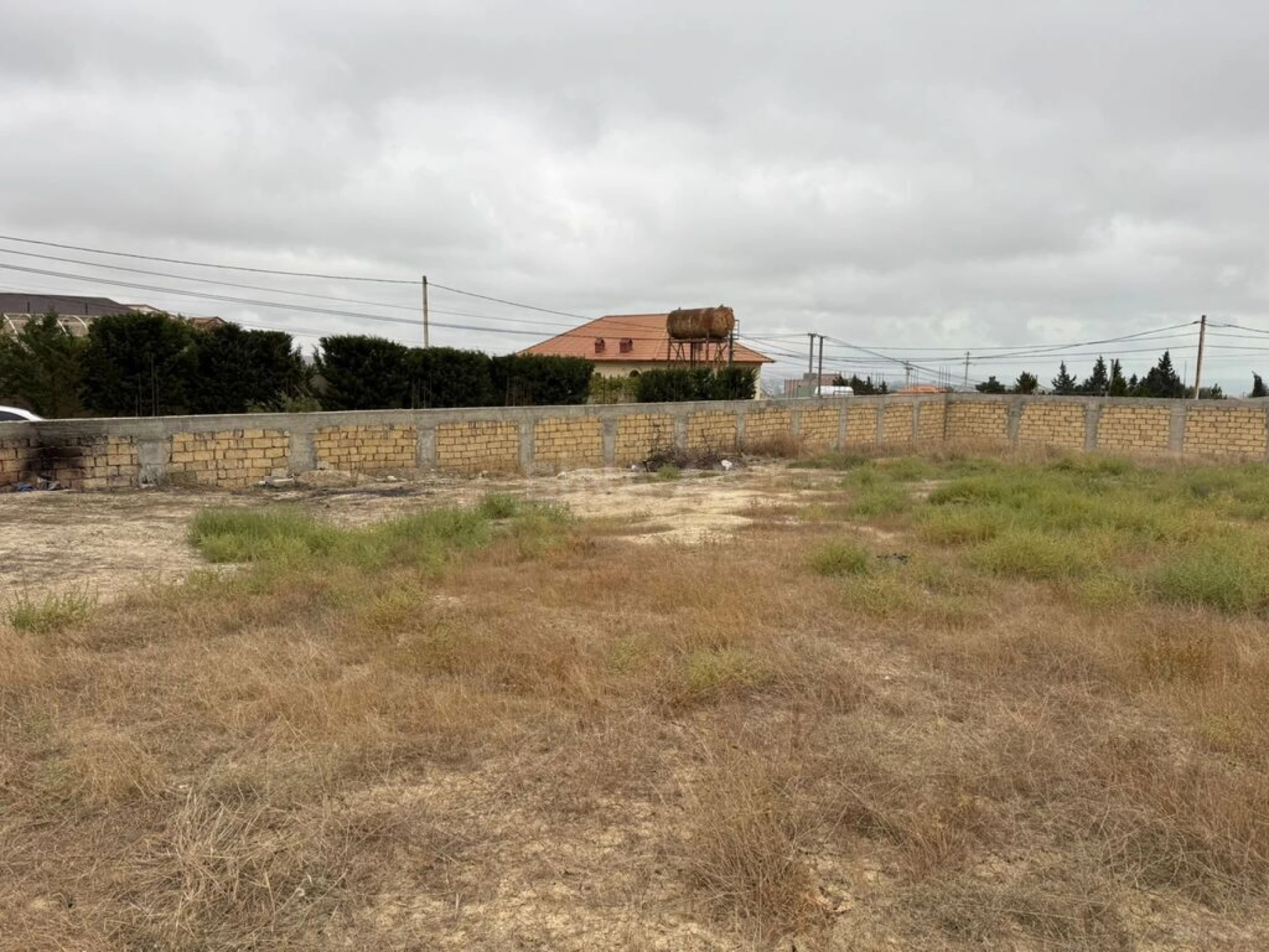 Satılır torpaq sahəsi 12 m²