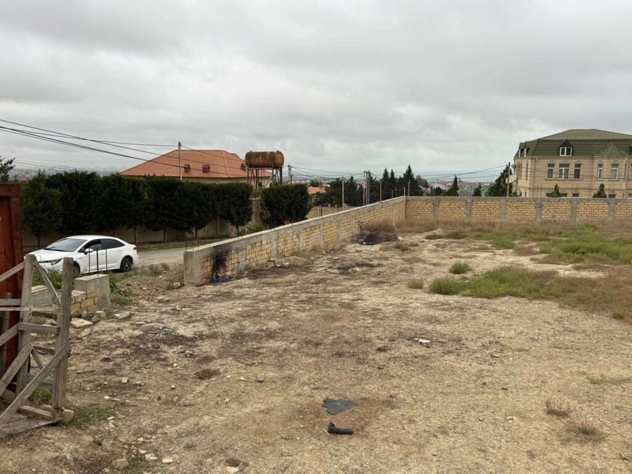 Satılır torpaq sahəsi 12 m²