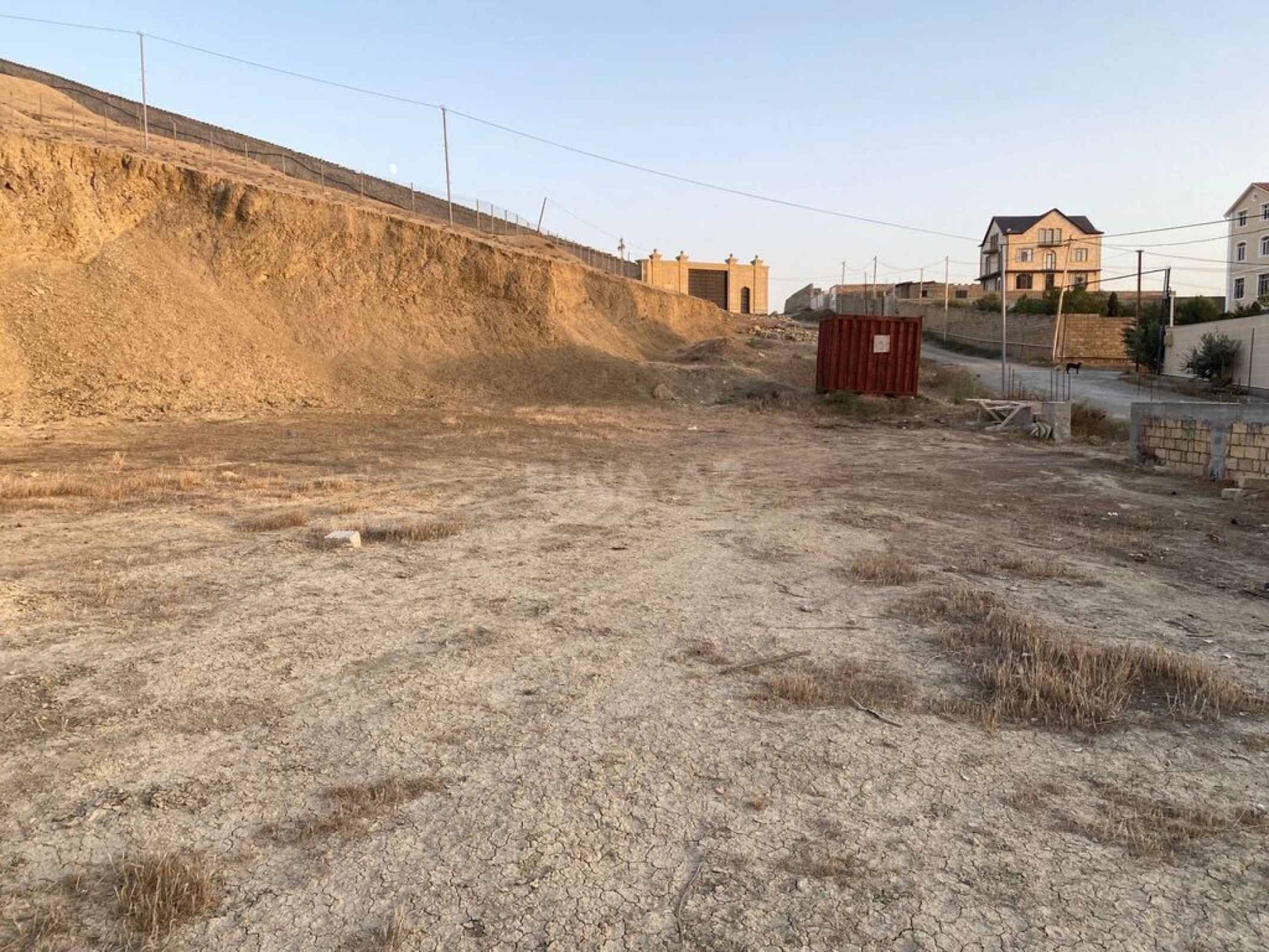 Satılır torpaq sahəsi 12 m²