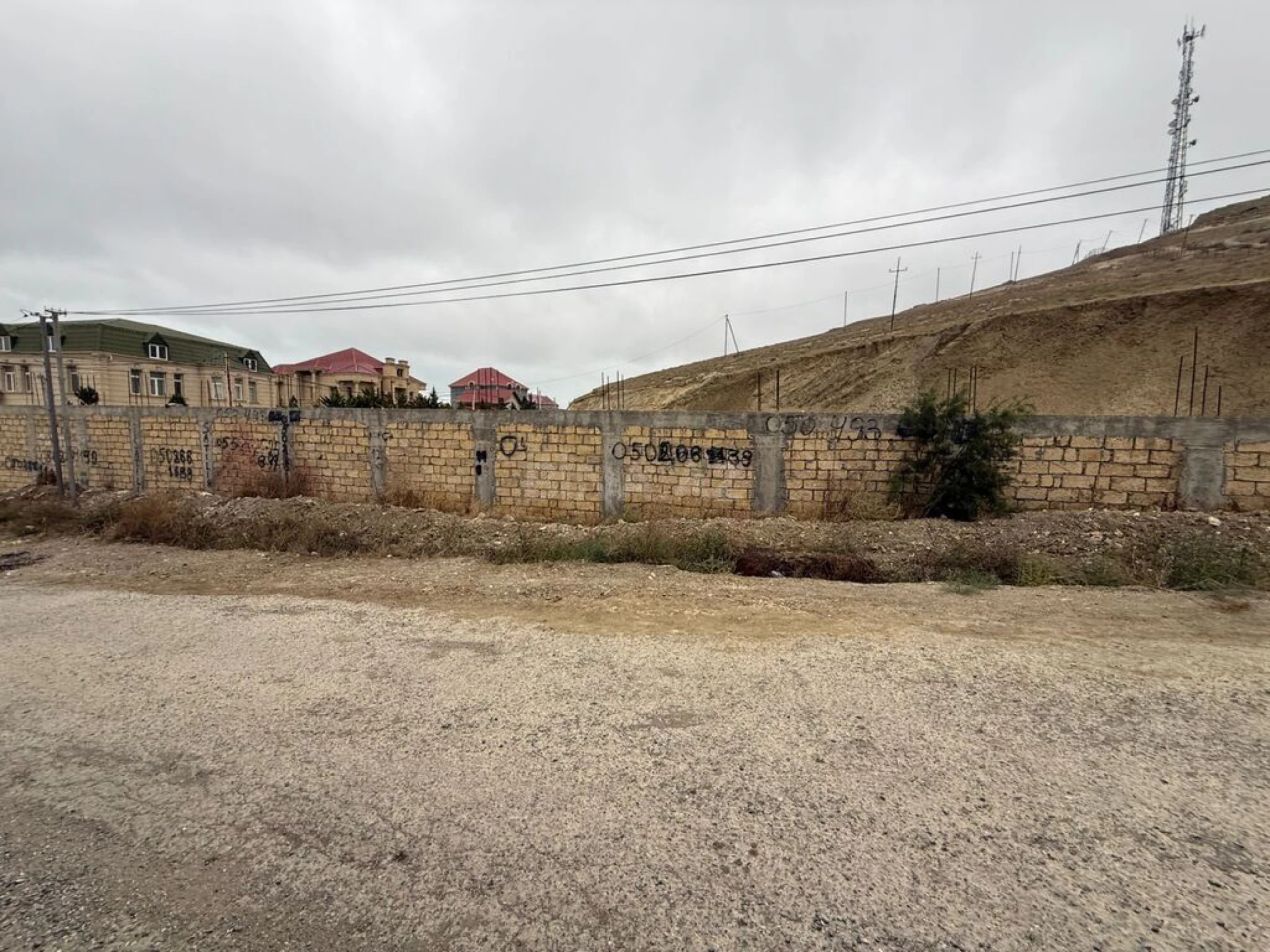 Satılır torpaq sahəsi 12 m²