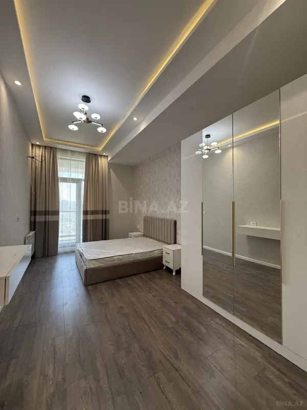 Kirayə verilir 2 otaqlı mənzil 67 m²