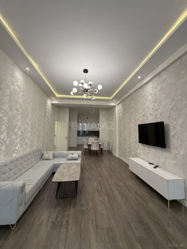 Kirayə verilir 2 otaqlı mənzil 67 m²