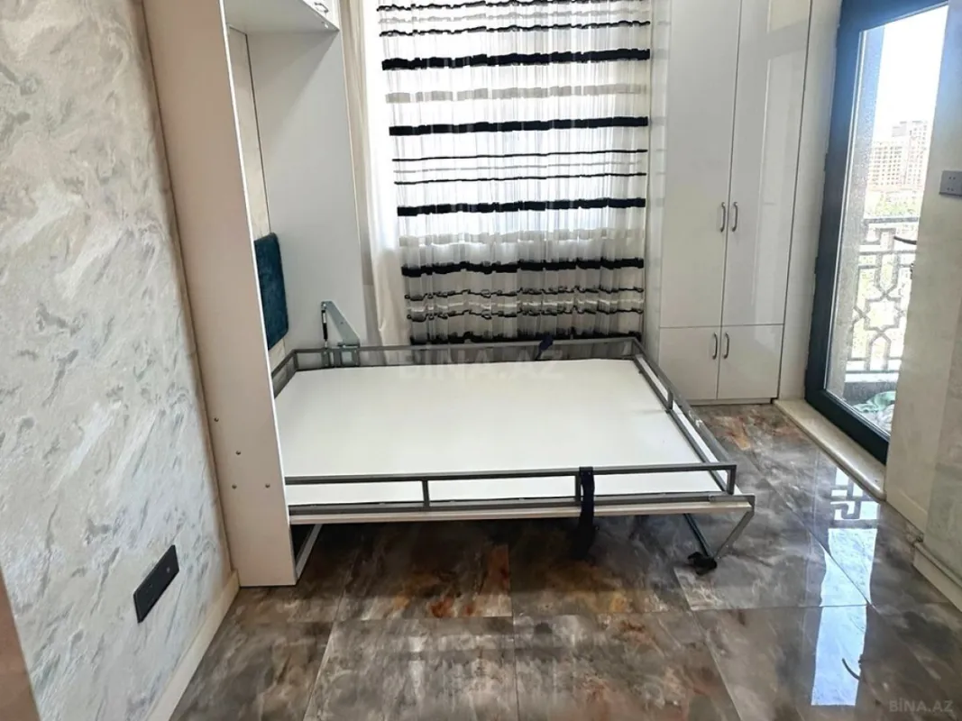 Satılır 3 otaqlı mənzil 106 m²