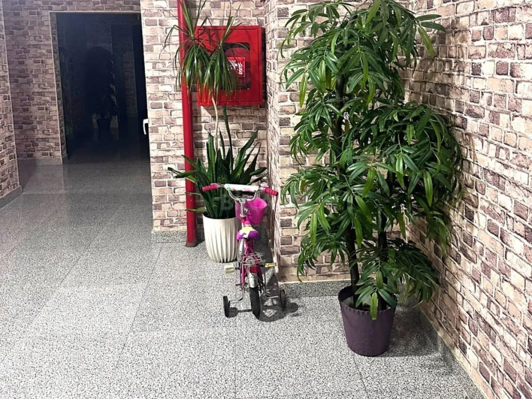 Satılır 3 otaqlı mənzil 106 m²