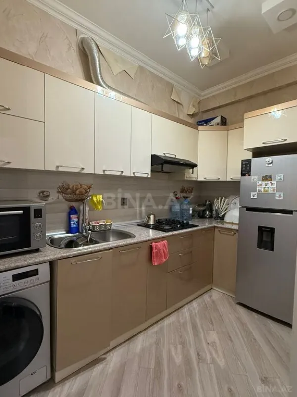 Satılır 2 otaqlı mənzil 58 m²
