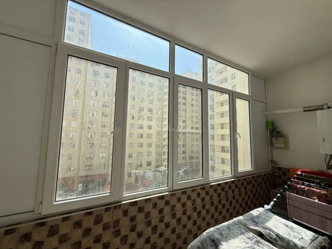 Satılır 2 otaqlı mənzil 58 m²