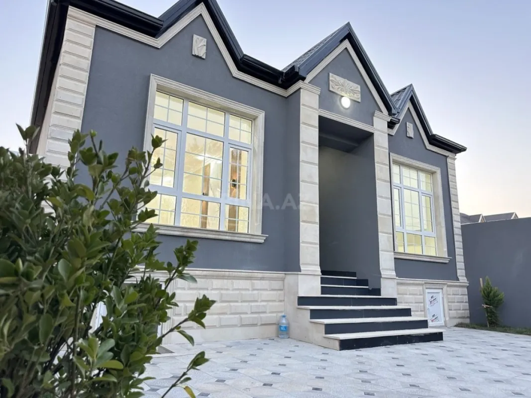 Satılır 4 otaqlı həyət evi 120 m²