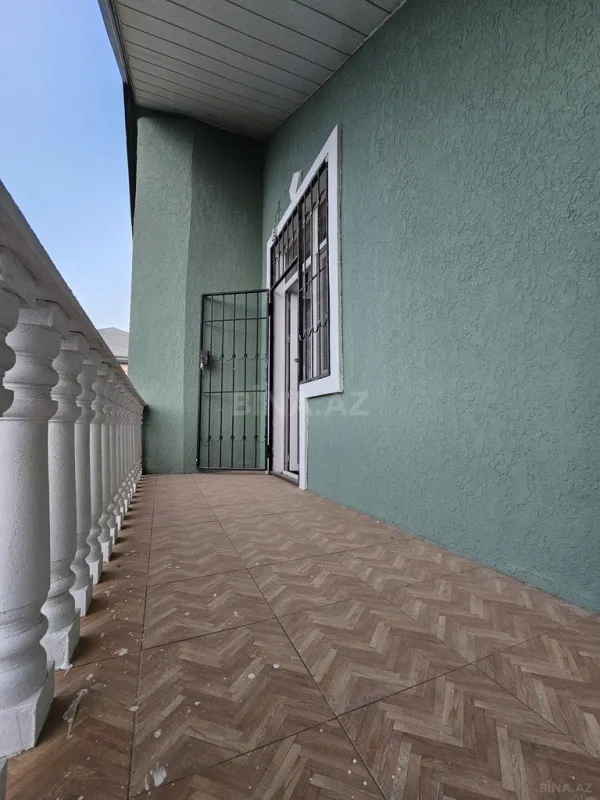 Satılır 6 otaqlı həyət evi 200 m²