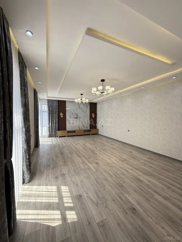 Satılır 4 otaqlı həyət evi 200 m²