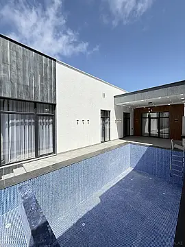 Satılır 4 otaqlı həyət evi 200 m²