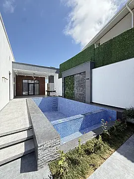 Satılır 4 otaqlı həyət evi 200 m²