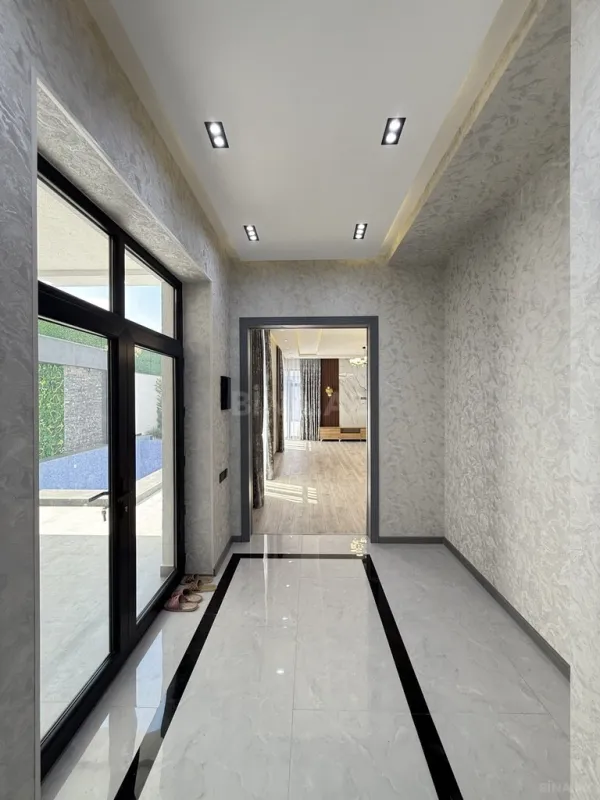 Satılır 4 otaqlı həyət evi 200 m²