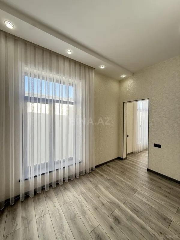 Satılır 4 otaqlı həyət evi 200 m²