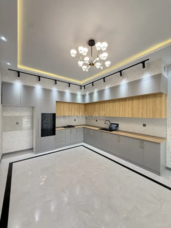 Satılır 4 otaqlı həyət evi 200 m²