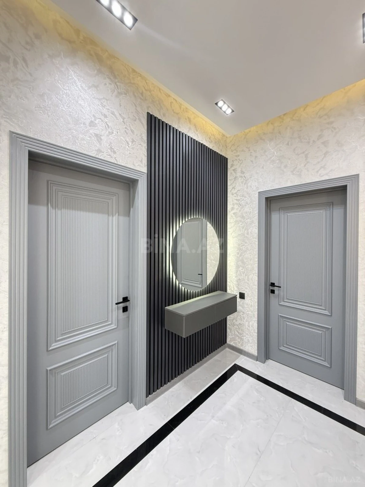 Satılır 4 otaqlı həyət evi 200 m²