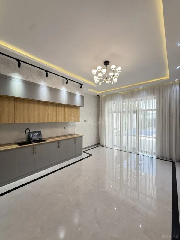 Satılır 4 otaqlı həyət evi 200 m²